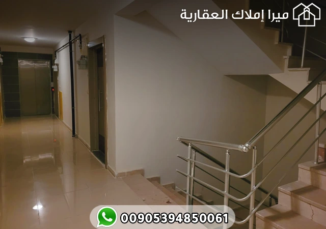 شقة مؤثثة ومكيفة غرفتين وصالة للبيع في طرابزون أرسين في مجمع سكني هادئ وآمن