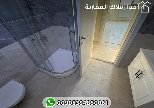 شقة 3 غرف وصالة للبيع في طرابزون يومرا بسعر مميز جدا ضمن مجمع سكني كامل الخدمات