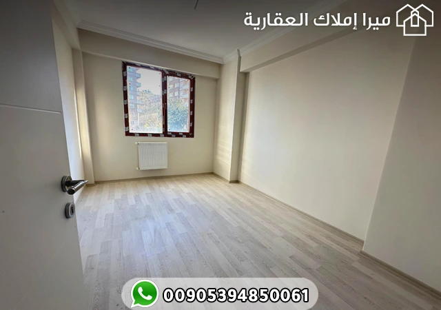 شقة 3 غرف وصالة للبيع في طرابزون يومرا بسعر مميز جدا ضمن مجمع سكني كامل الخدمات